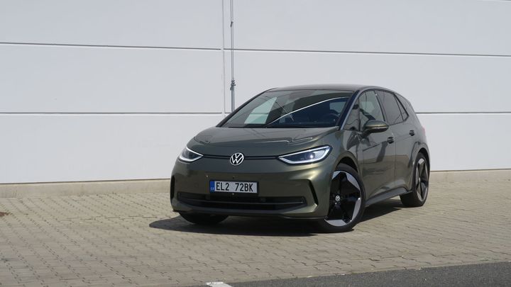Volkswagen omezí výrobu dvou modelů elektromobilů. Potýká se s nezájmem zákazníků