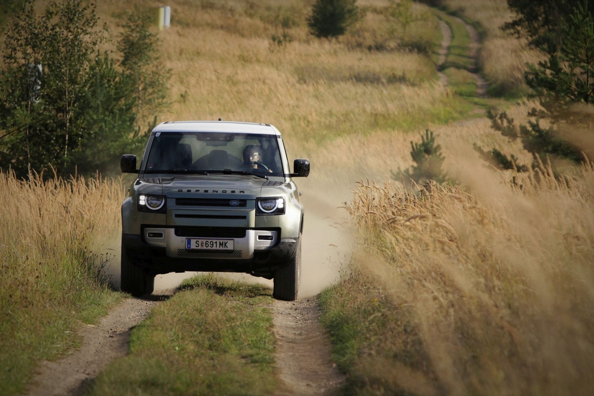 Land Rover Defender 2020