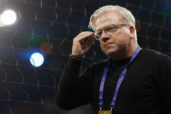 Ptejte se na jiném čísle, řekl Friis o své budoucnosti po strašidelném představení