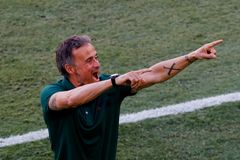 Novým trenérem fotbalistů PSG je Luis Enrique, nahradil Galtiera