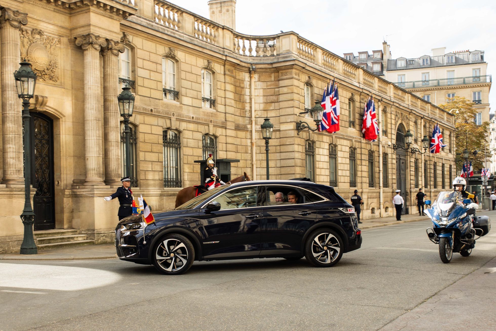 DS 7 Crossback Emmanuel Macron