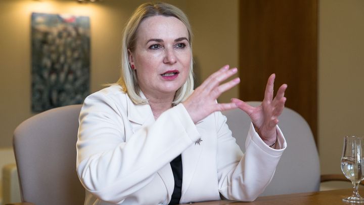 Česko koupí 246 nových bojových vozidel za 59,7 miliardy korun, oznámila Černochová