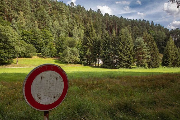 Restaurace & Penzion Hlučov na Kokořínsku.