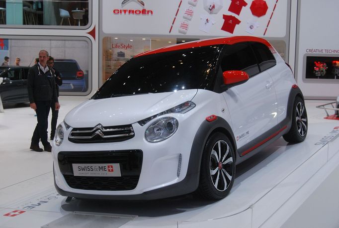 Nový kolínský Citroën C1 se ukazuje i ve švýcarských barvách