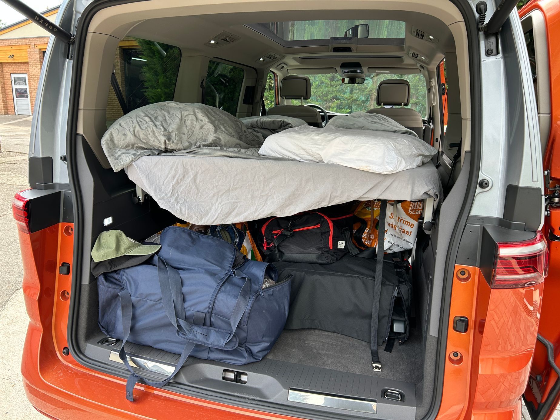 VW T7 Multivan spací box