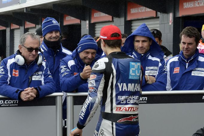 Jorge Lorenzo oslavil na okruhu Phillip Island svůj druhý titul mistra světa MotoGP. Vyhrál v předposledním klání sezony, když jeho největší rival, Dani Pedrosa, spadl.