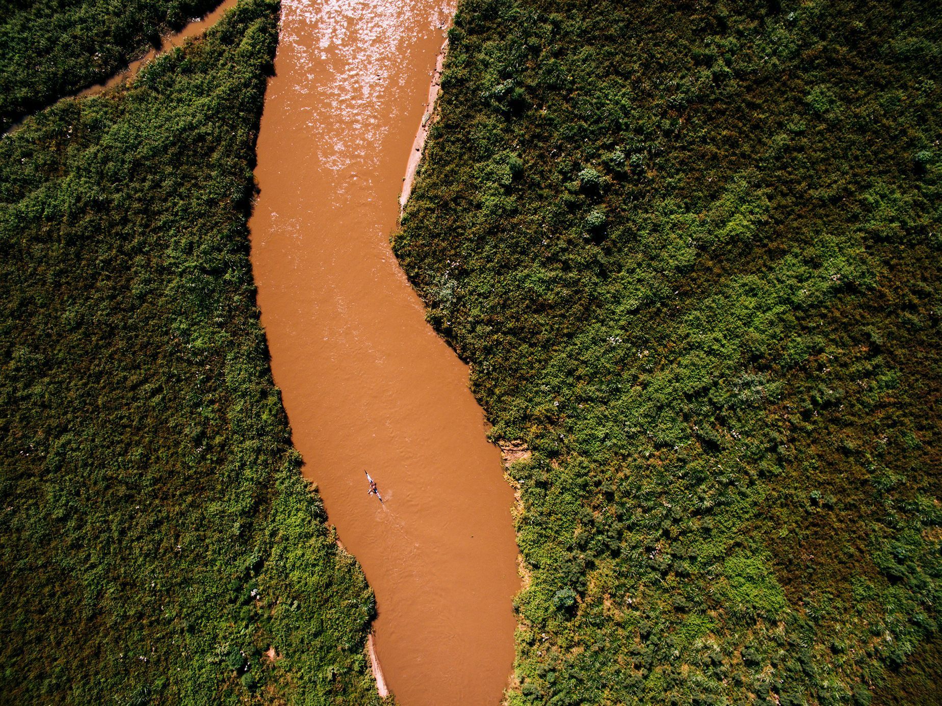 Krása minimalistické sportovní fotografie podle fotoeditorů Red Bullu