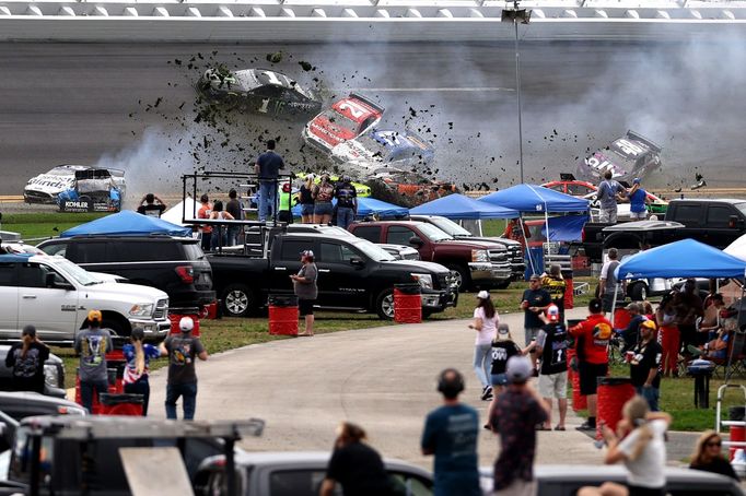 NASCAR, Daytona 2021: velká havárie ve 14. kole