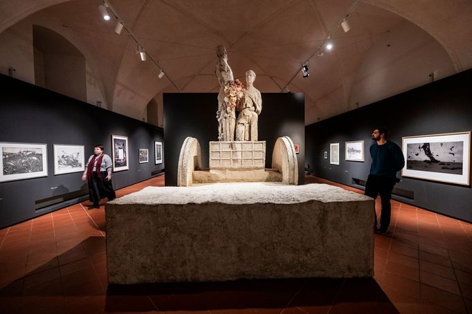 Pohled do výstavy Srdce je chrám.