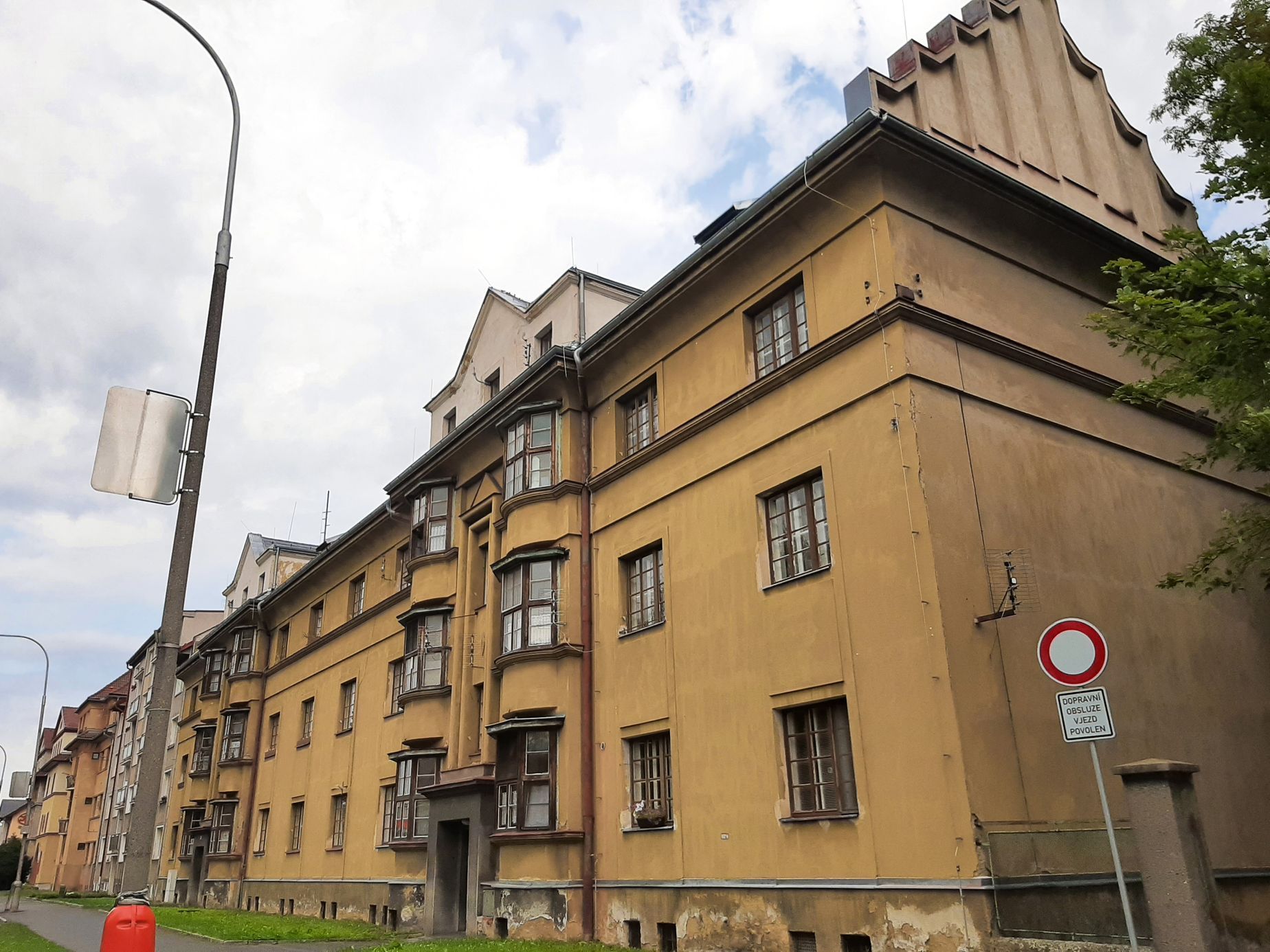 Sušice, vilová čtvrť, vycházka po vilách