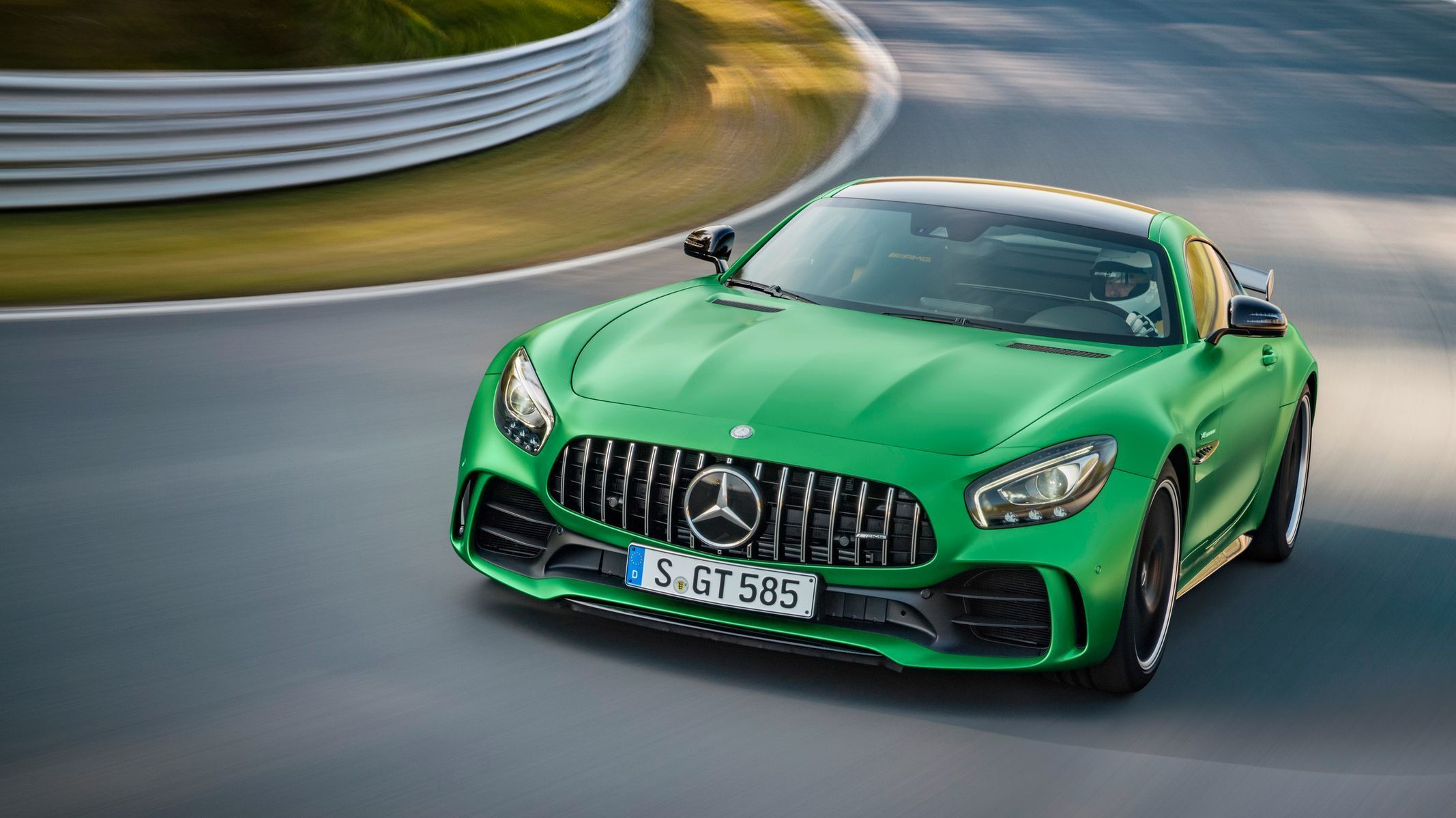 Mercedes-AMG GT R