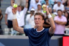 Lehečka začal v Bruselu hladkou výhrou. Muchová ztroskotala na Rusce