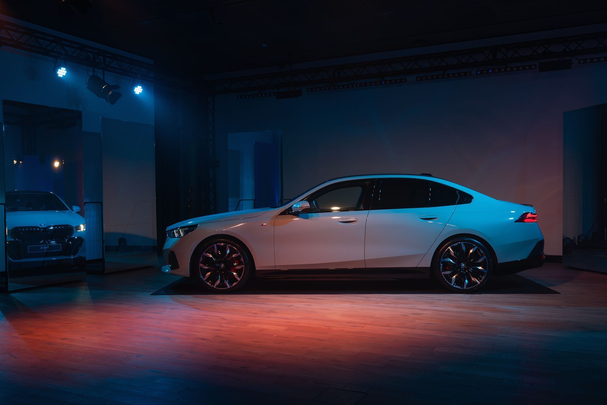 BMW i5 premiéra v pražské Kunsthalle
