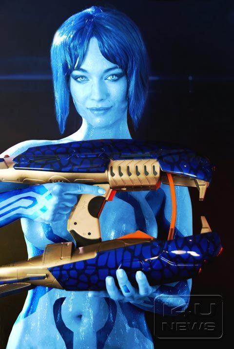 Francesca jako Cortana