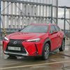 Lexus UX300e elektromobil