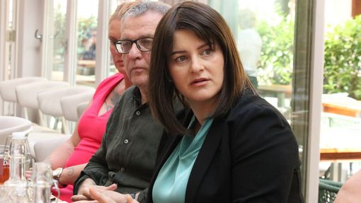 Předsedkyně SOCDEM Jana Maláčová a místopředseda Lubomír Zaorálek vysvětlují,  proč změnili původní stanovisko, kdy odmítli jít do voleb s hnutím Stačilo.