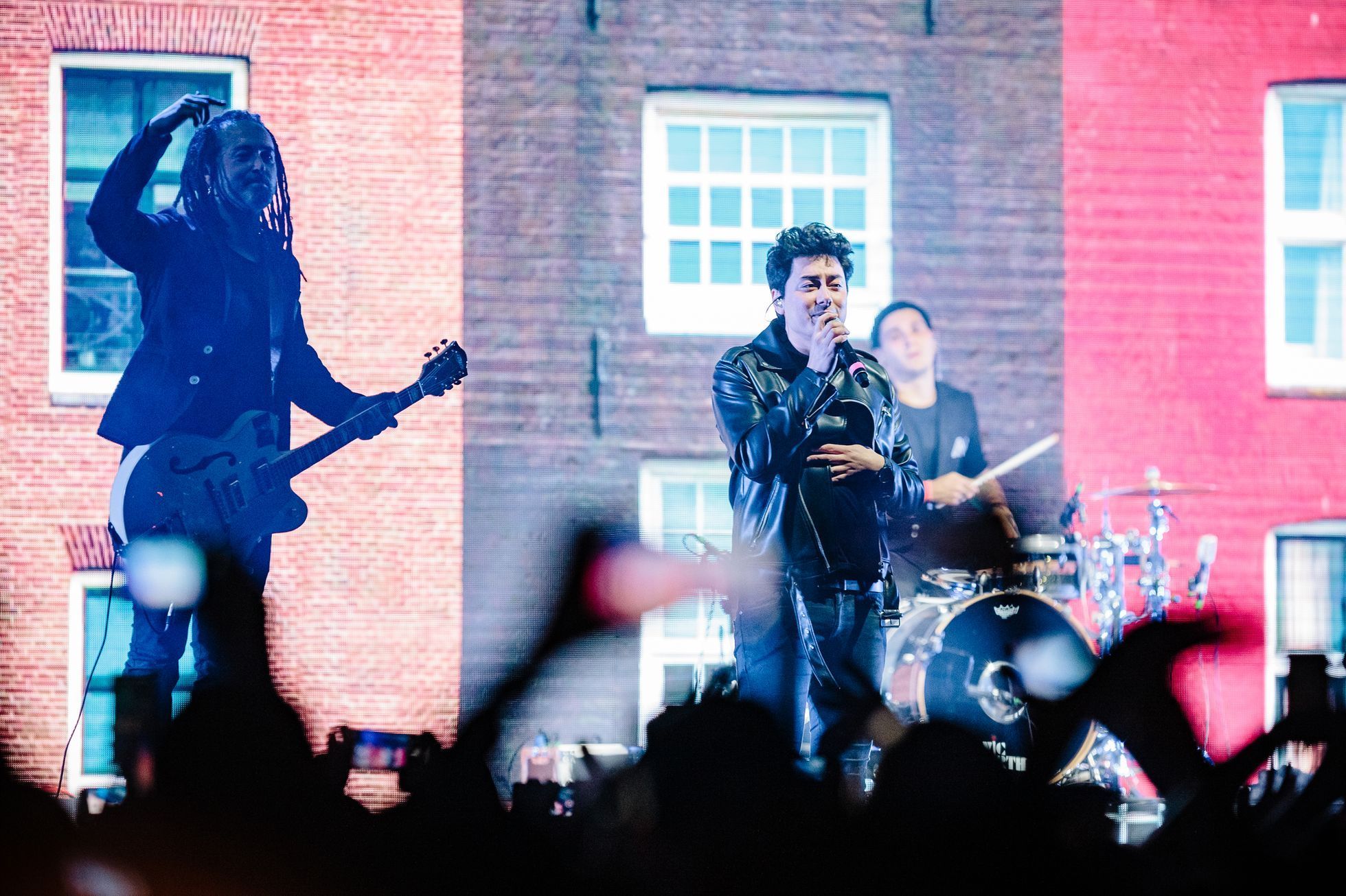 Mandrage: Dlouhej únor