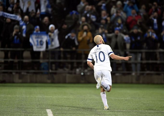 Soccer Football - Euro 2020 - Group J Qualification - Finland v Liechtenstein - Helsinki, Finland November 15, 2019. Teemu Pukki of Finland celebrates his goal. Lehtikuva