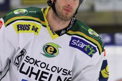 Hokejový útočník Pohl odchází z Varů do Eisbärenu Berlín