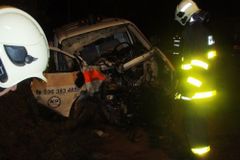 V Polsku havaroval český minibus. Zranilo se devět lidí