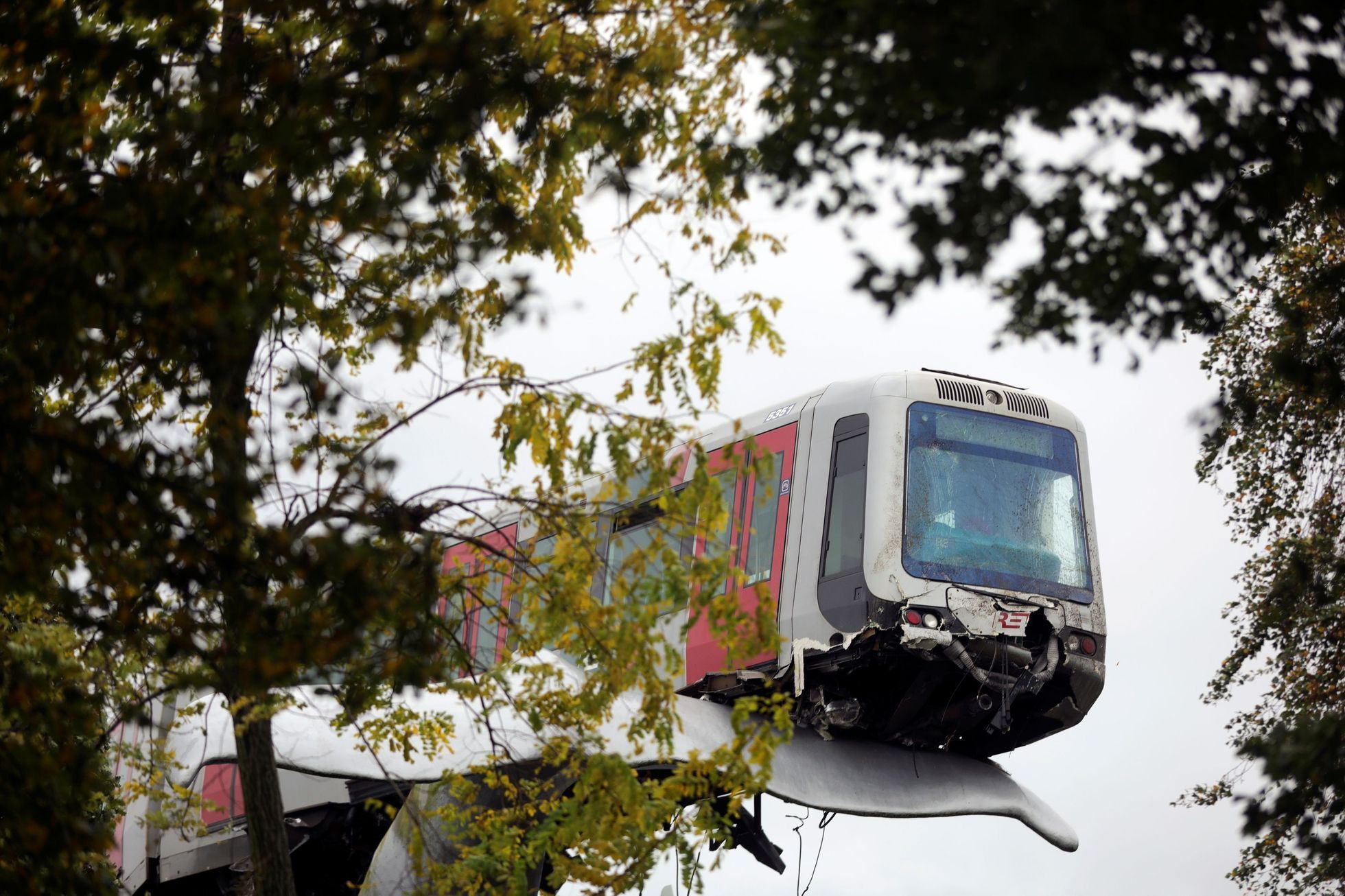 Kuriózní nehoda vlaku Rotterdam dopravního podniku RET.