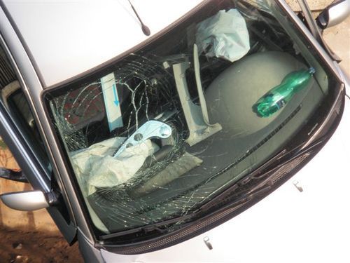 Auto prorazilo u Měnína na Brněnsku most