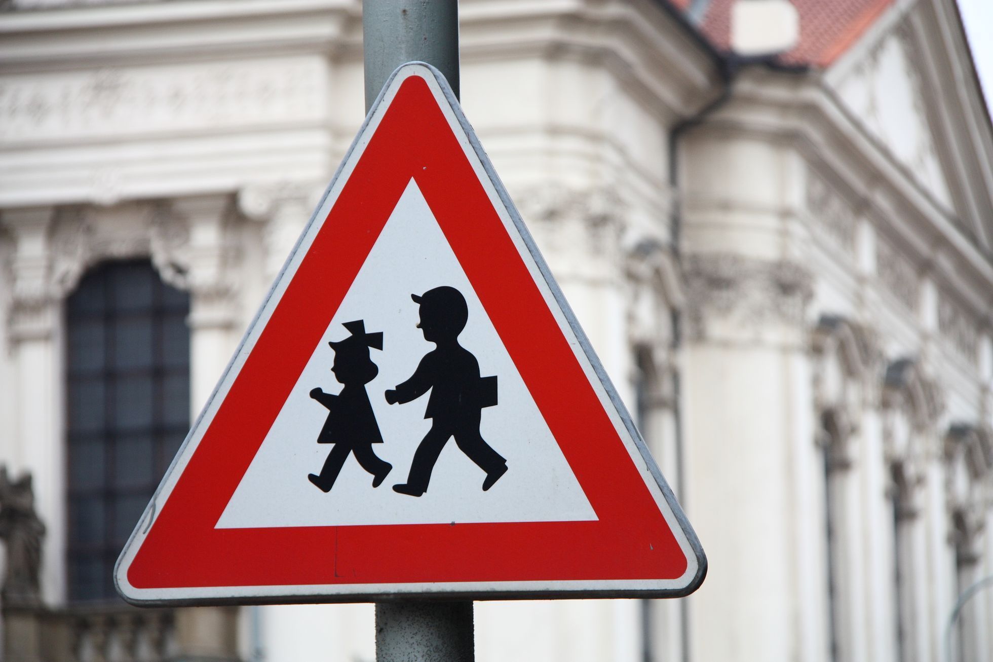 Pozor děti dopravní značka