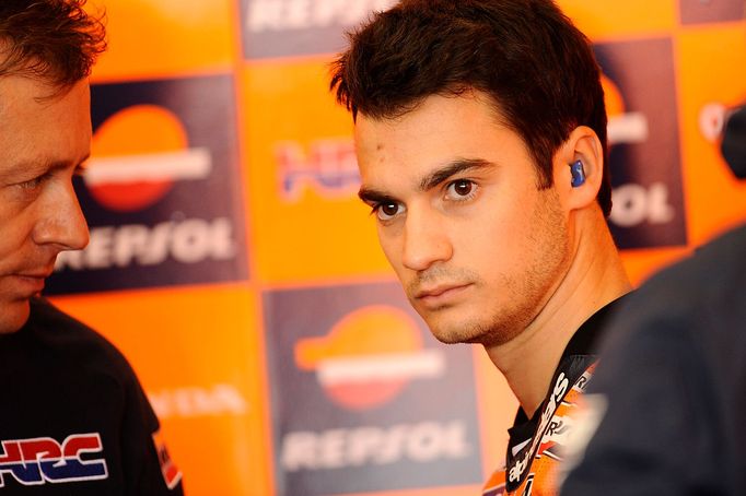 Dani Pedrosase celou kariéru potýká s Jorge Lorenzem. Ve třídách doi 125 a 250 ccm dokázal triumfovat, titul mistra světa MotoGP mu ale stále uniká.