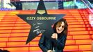 Ozzy Osbourne má svou hvězdu slávy i v moskevském obchodním domě Vegas Crocus City.
