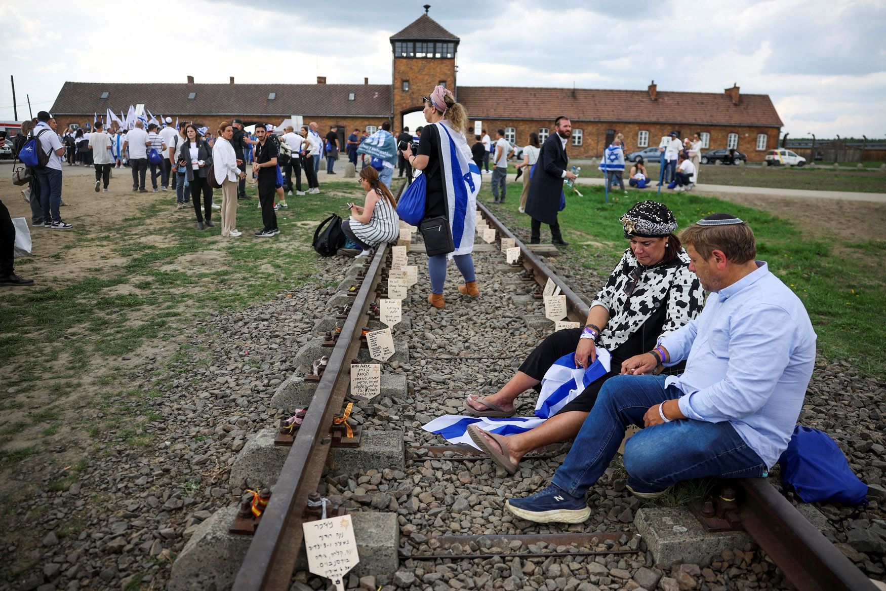 Osvětim, pieta, pochod živých, 80 výročí, koncentrační tábor