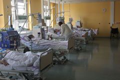 Karlovarské lékaře má uklidnit privatizace nemocnic
