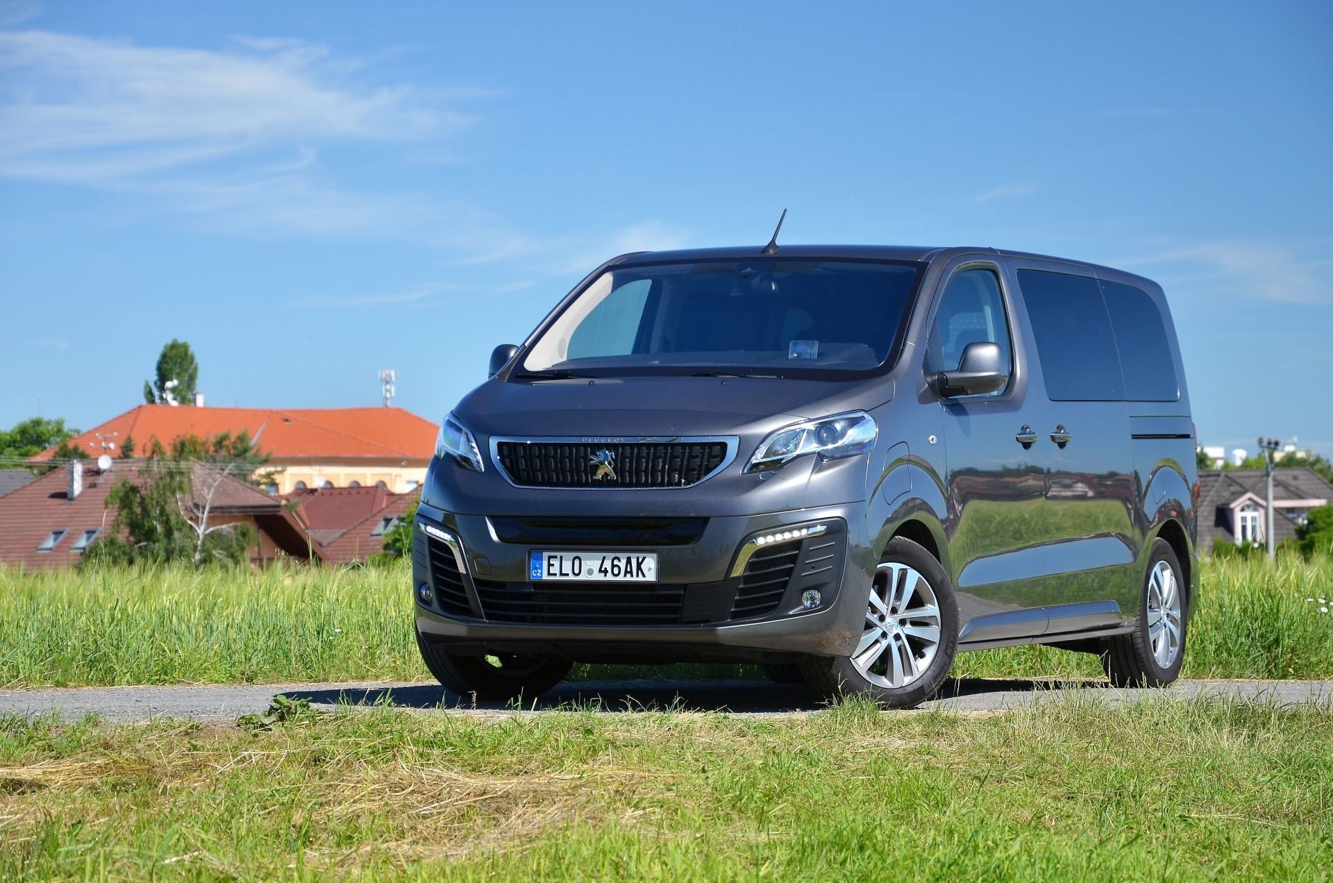 Peugeot e-Traveller