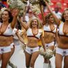 Roztleskávačky (cheerleaders) v americké NFL (Washington Redskins)