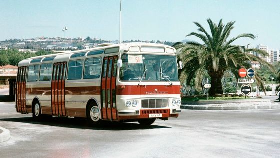 Karosa řady Š nahradila v polovině 60. let neméně legendární Škody 706 RTO.