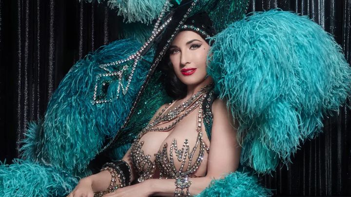 O to přišel Marilyn Manson. Nádherná smyslnost Dity Von Teese bere dech; Zdroj foto: Vogue.com /  Albert Sanchez and Pedro Zalba