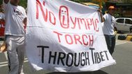 Tibetští exulanti protestují proti olympiádě. Indie