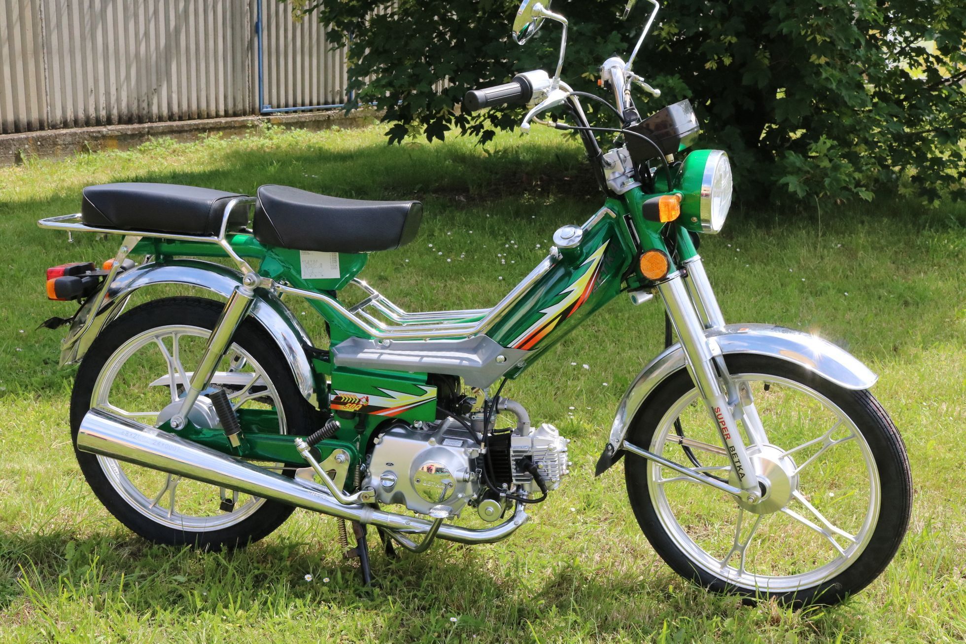 Moped Betka - Motoscoot - Velor-X-Trike