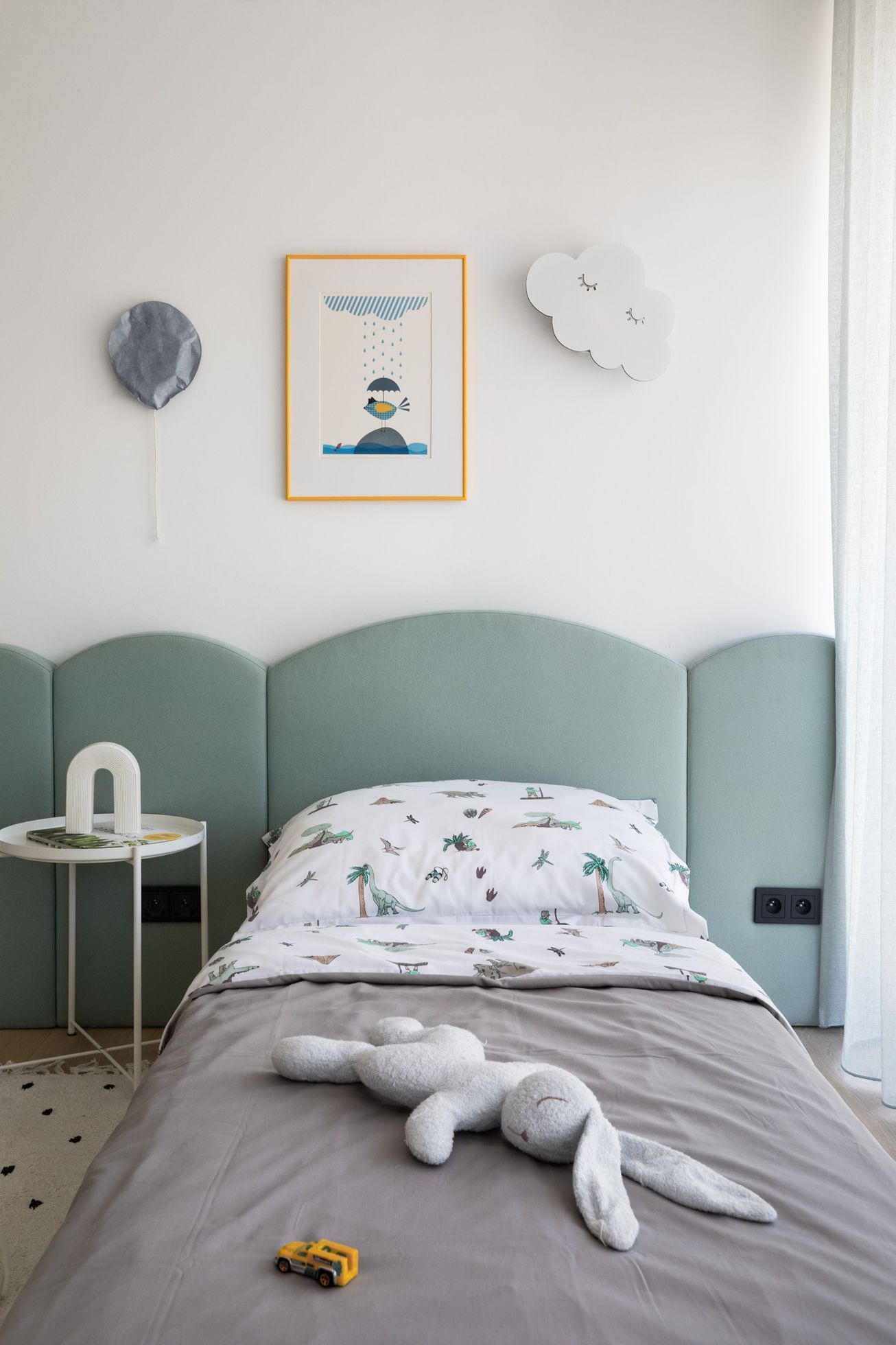 dům s růžovým ostrůvkem