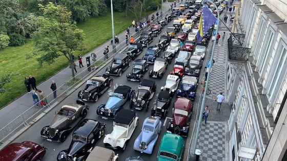 Úchvatné veterány vyrazily na legendární závod Československem. Jedeme míle s nimi