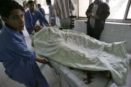 Výbuch bomby v policejní akademii zabil v Bagdádu až 40 lidí