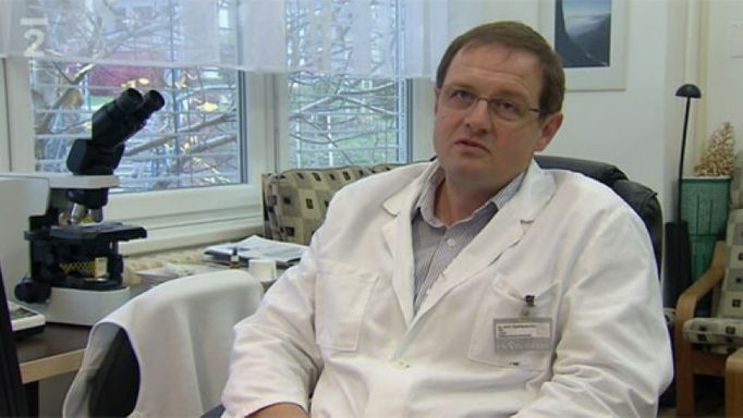 Přednosta I. hematologické kliniky Fakultní nemocnice Královské Vinohrady Tomáš Kozák.