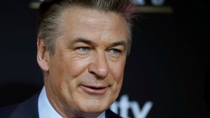 Člen filmového štábu před smrtelnou nehodou Baldwinovi řekl, že pistole je neškodná; Zdroj foto: Reuters