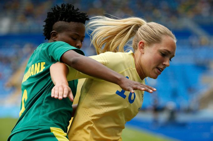 Mamello Makhabane (RSA) of South Africa (L) and Elin Rubensson (SWE) of Sweden in action.