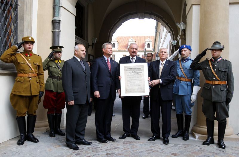 Pittsburská dohoda na výstavě v Senátu