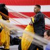 Golden Knights, USA, parašustisté, US armáda, akrobatická skupina