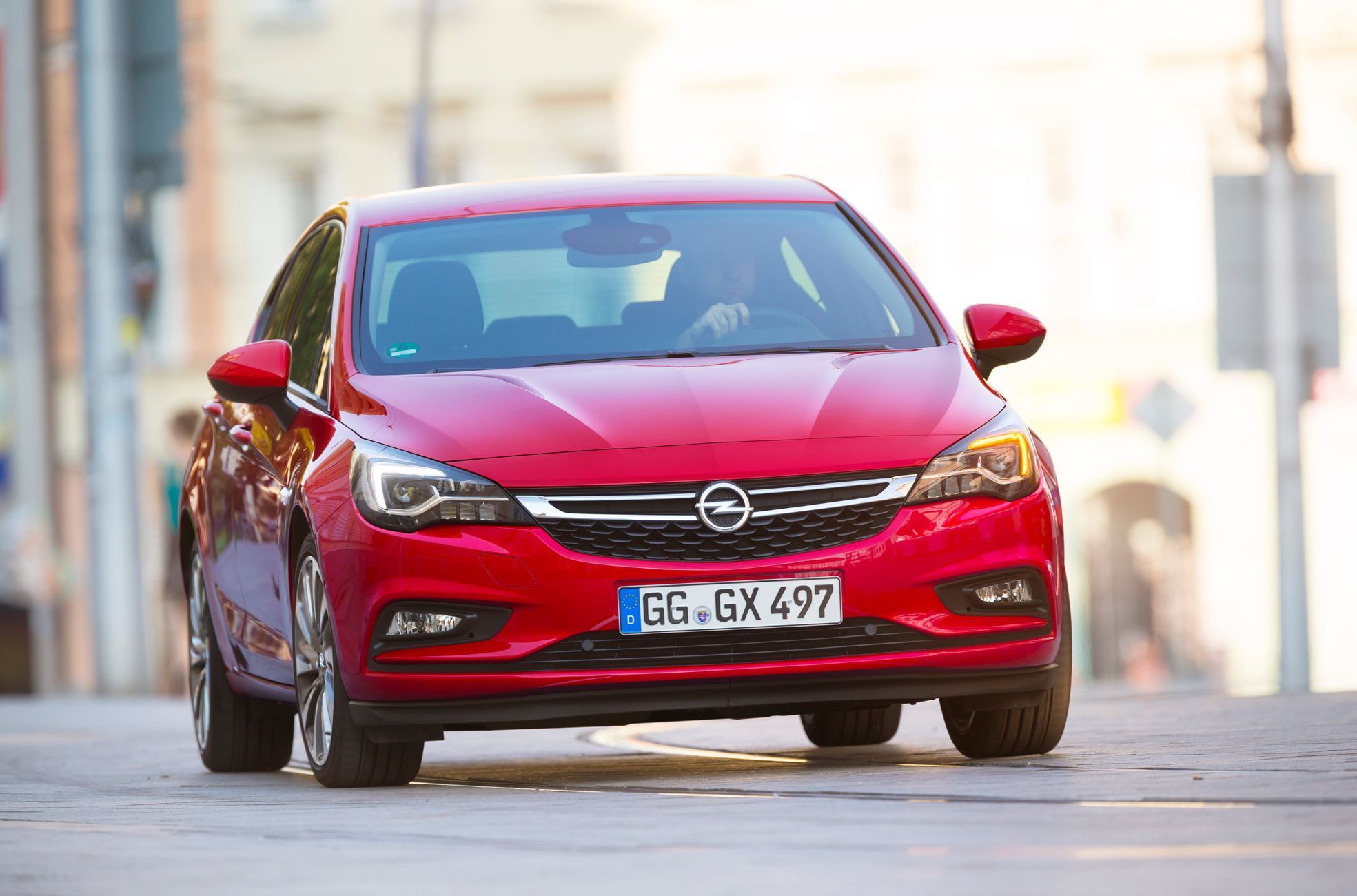 30 NEJ automobilu červen 2017
