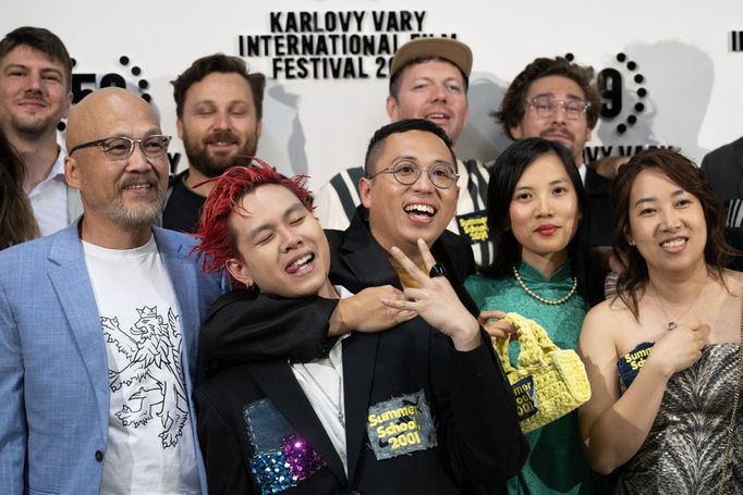 Snímek uvedený za přítomnosti tvůrců se stal prvním celovečerním česko-vietnamským snímkem na největším českém filmovém festivalu.