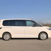 Volkswagen Multivan plug-in 2025