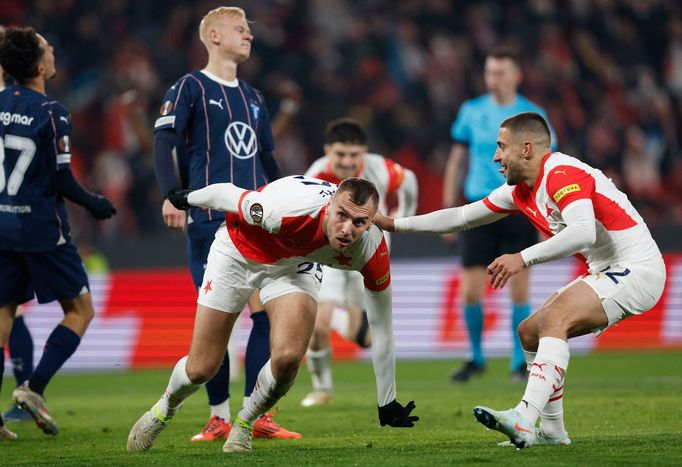 Tomáš Chorý slaví gól do sítě Malmö