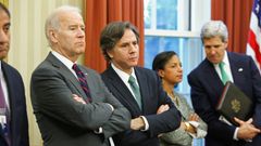 Tehdejší viceprezident Joe Biden a po jeho boku Antony Blinken v roce 2013.